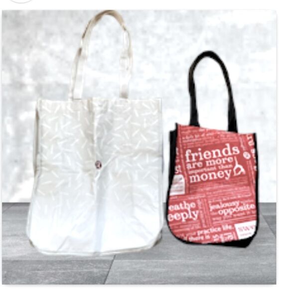 Lululemon Lot of 2 Reusable Shopping Gift Bag Totes Large Small Red / White - Picture 2 of 14